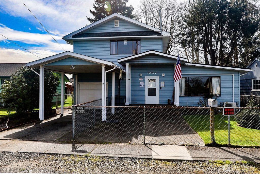 1207 W Perry Street, Aberdeen, WA 98520