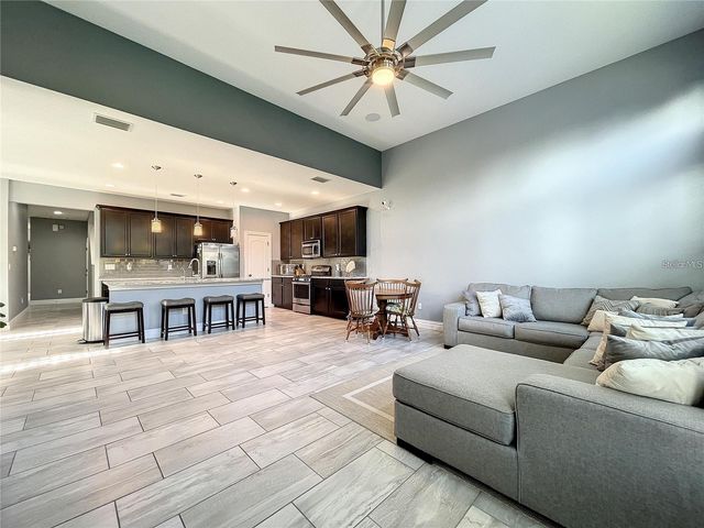 14322 PARKSIDE RIDGE WAY, Lithia, FL 33547