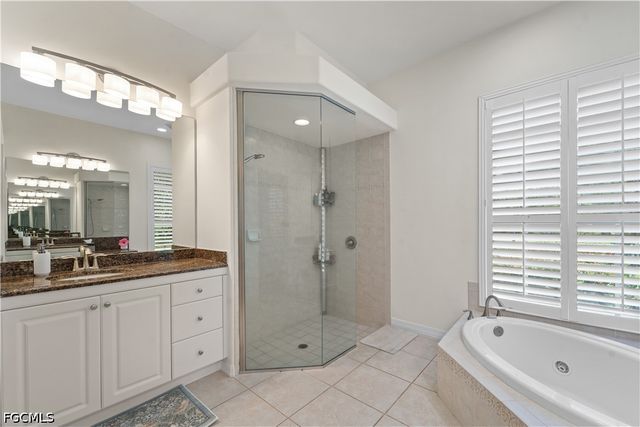 7661 Knightwing CIR, Fort Myers, FL 33912