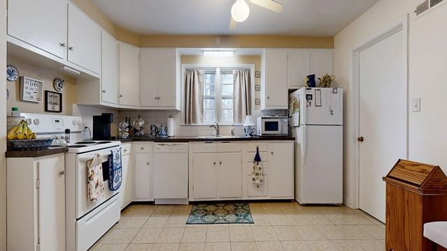 945 Dickson Parkway, Mansfield, OH 44907