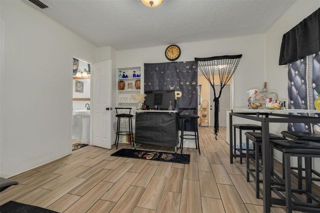 1835 47TH STREET S, St Petersburg, FL 33711