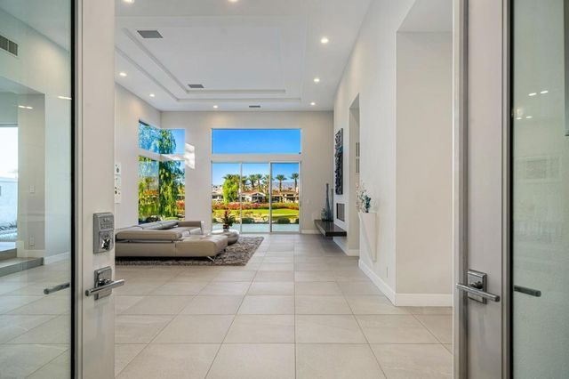 770 Deer Haven Circle, Palm Desert, CA 92211