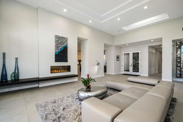 770 Deer Haven Circle, Palm Desert, CA 92211