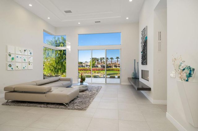 770 Deer Haven Circle, Palm Desert, CA 92211