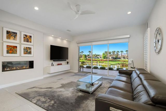 770 Deer Haven Circle, Palm Desert, CA 92211