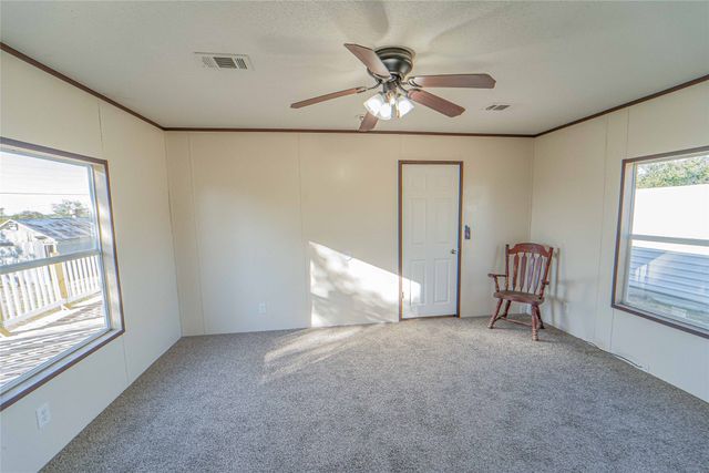 605 S Butte Street, Breckenridge, TX 76424