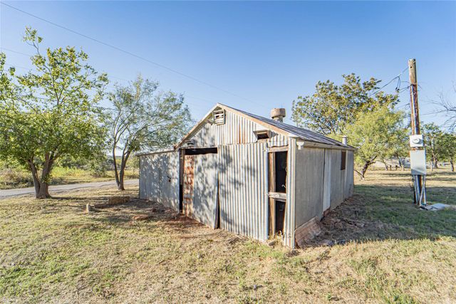 605 S Butte Street, Breckenridge, TX 76424