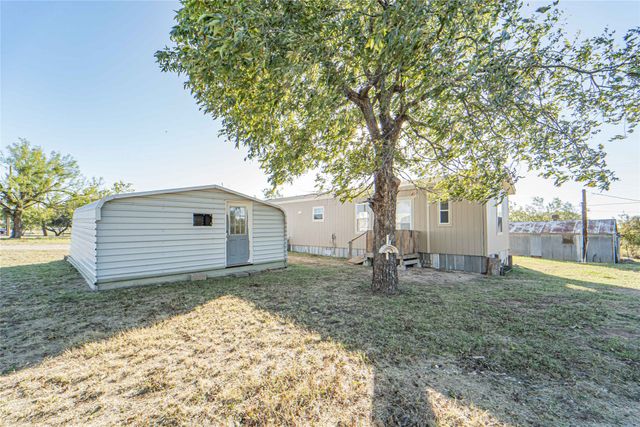 605 S Butte Street, Breckenridge, TX 76424