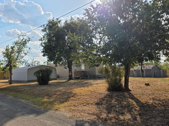 605 S Butte Street, Breckenridge, TX 76424