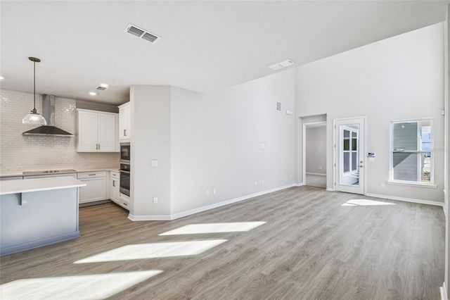 6744 FOUNTAIN GROVE PASS, St Cloud, FL 34771