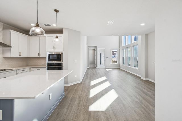 6744 FOUNTAIN GROVE PASS, St Cloud, FL 34771