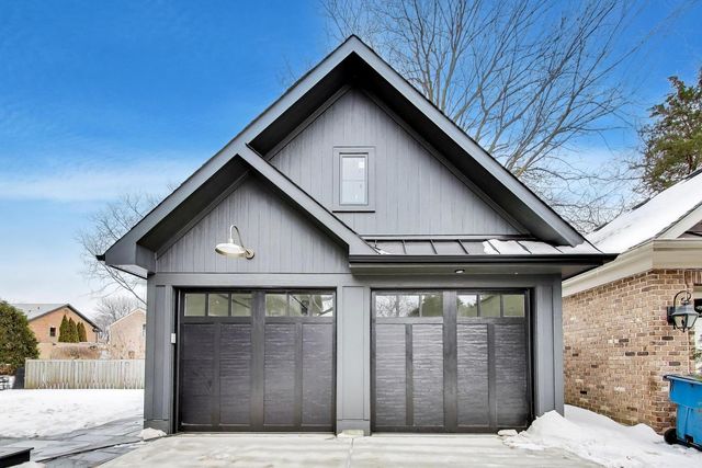 821 S Clay Street, Hinsdale, IL 60521