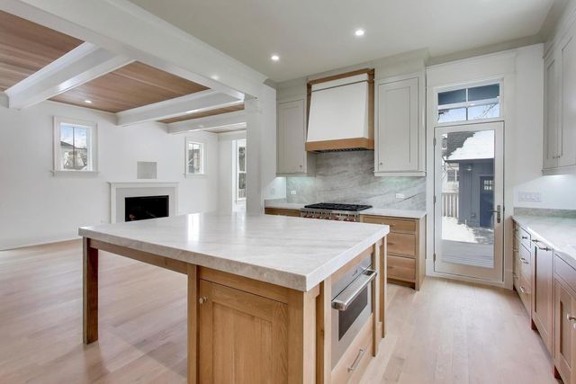 821 S Clay Street, Hinsdale, IL 60521