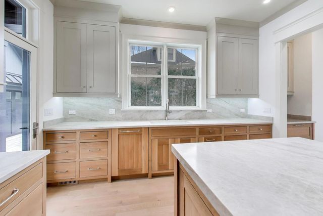 821 S Clay Street, Hinsdale, IL 60521