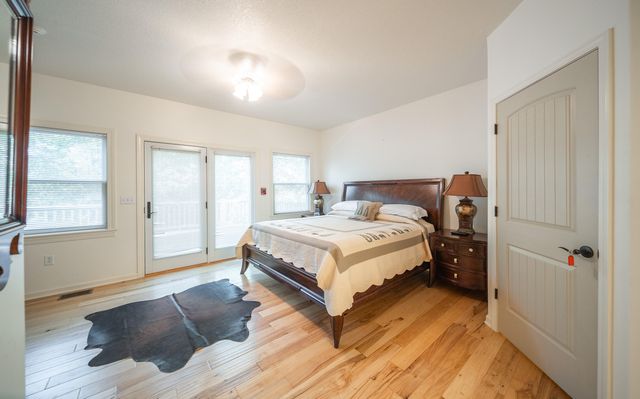 15270 Cedar Stone Dr, Eminence, MO 65466