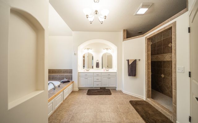 15270 Cedar Stone Dr, Eminence, MO 65466