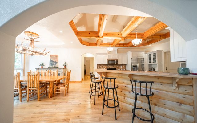 15270 Cedar Stone Dr, Eminence, MO 65466