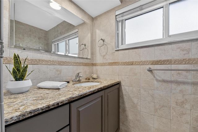 6307 COTTONWOOD LANE, Apollo Beach, FL 33572