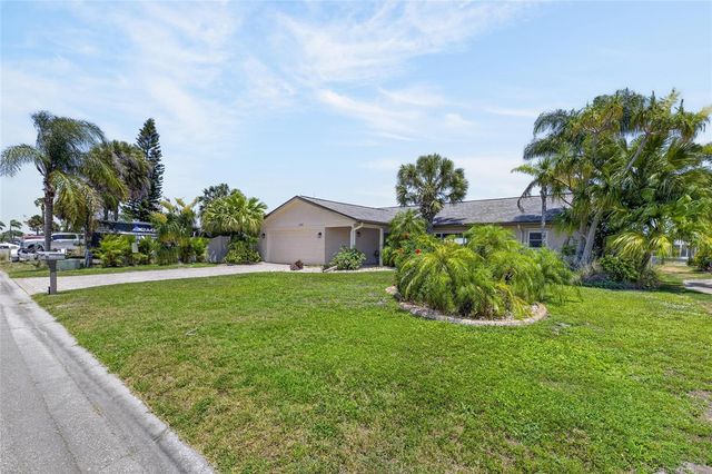 6307 COTTONWOOD LANE, Apollo Beach, FL 33572