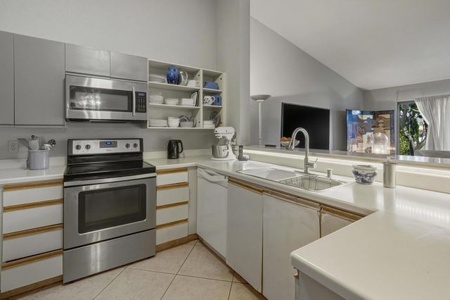 41022 Woodhaven Drive E, Palm Desert, CA 92211