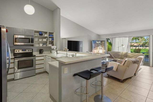 41022 Woodhaven Drive E, Palm Desert, CA 92211