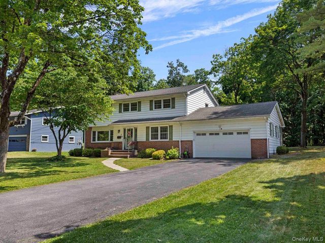 5 Santa Anna Drive, Poughkeepsie, NY 12603