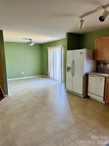 4722 Mortonhall Road, Charlotte, NC 28215