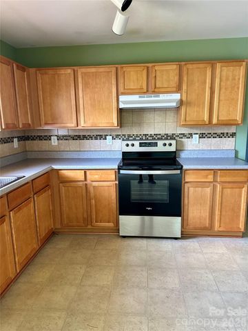 4722 Mortonhall Road, Charlotte, NC 28215
