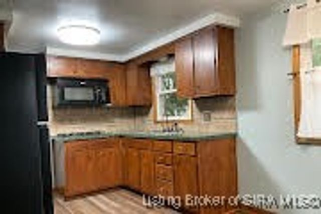 2921 Ohio Avenue, Madison, IN 47250