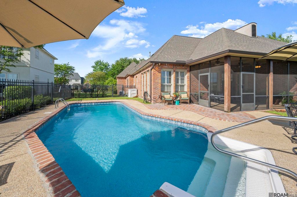2315 S Turnberry Ave, Zachary, LA 70791