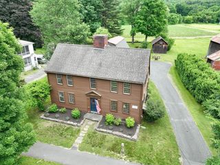 168 N Main St, Sunderland, MA 01375