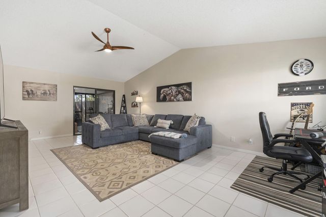 9926 Watermill Circle D, Boynton Beach, FL 33437