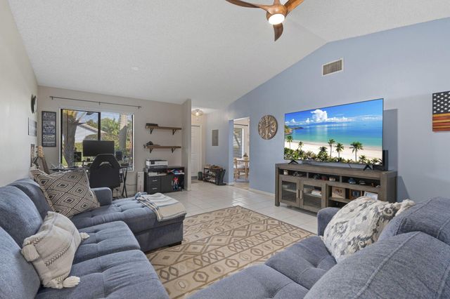 9926 Watermill Circle D, Boynton Beach, FL 33437