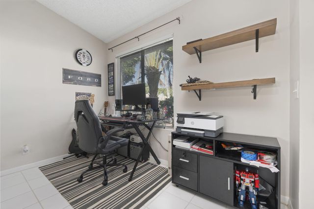 9926 Watermill Circle D, Boynton Beach, FL 33437