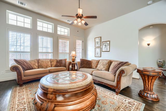 11317 Dujon Lane, Dallas, TX 75218