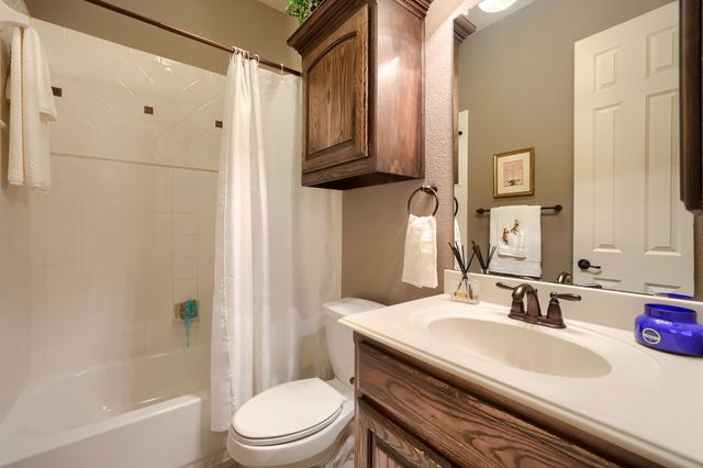 11317 Dujon Lane, Dallas, TX 75218