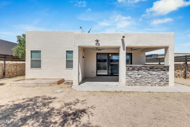 1044 Gaitan Street, Horizon City, TX 79928