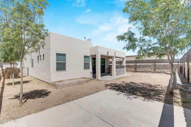 1044 Gaitan Street, Horizon City, TX 79928