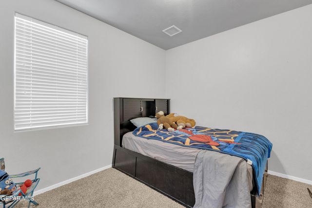 1044 Gaitan Street, Horizon City, TX 79928