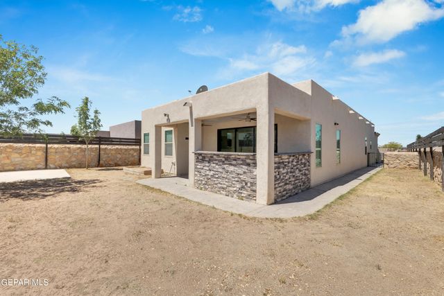 1044 Gaitan Street, Horizon City, TX 79928