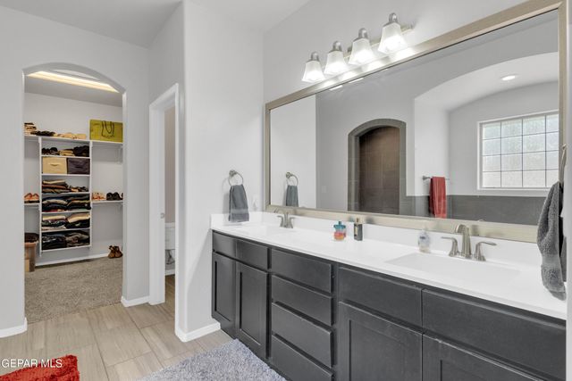 1044 Gaitan Street, Horizon City, TX 79928