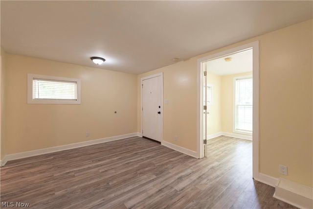 1263 Newton Street, Akron, OH 44305