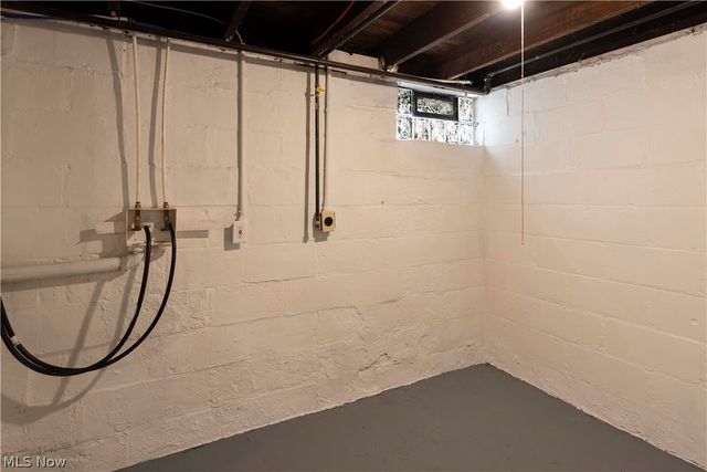 1263 Newton Street, Akron, OH 44305