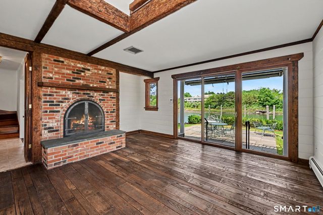 7 Joshua Slocum Dock, Stamford, CT 06902