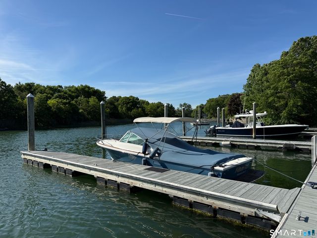7 Joshua Slocum Dock, Stamford, CT 06902
