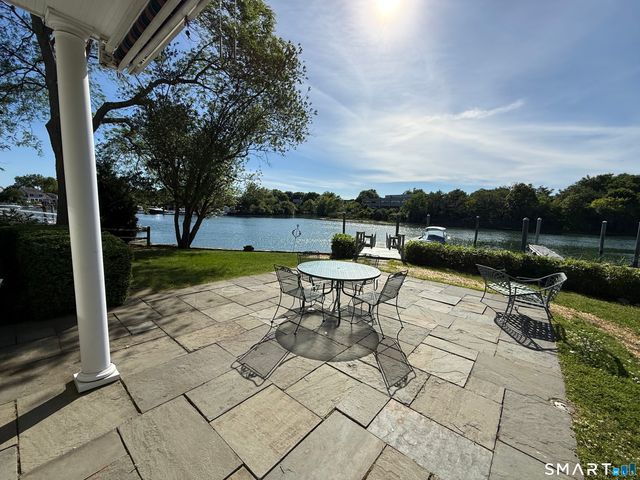 7 Joshua Slocum Dock, Stamford, CT 06902
