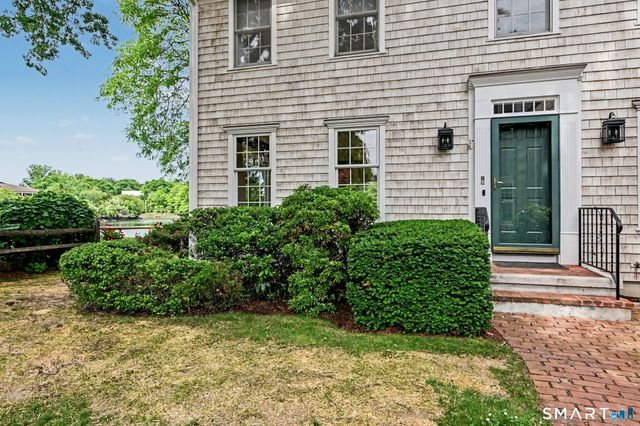 7 Joshua Slocum Dock, Stamford, CT 06902