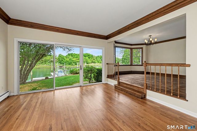 7 Joshua Slocum Dock, Stamford, CT 06902