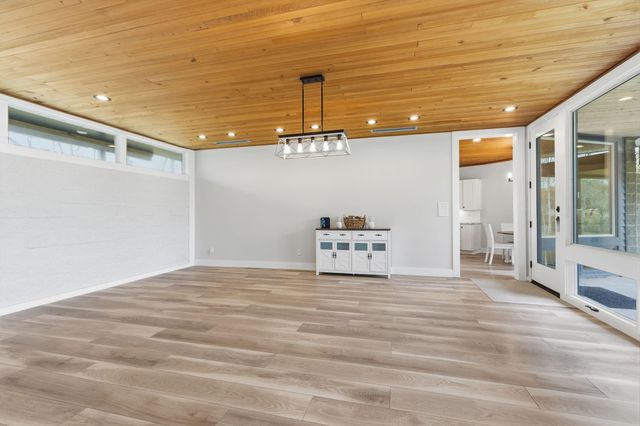 1504 Half Moon Drive, Wharton, TX 77488