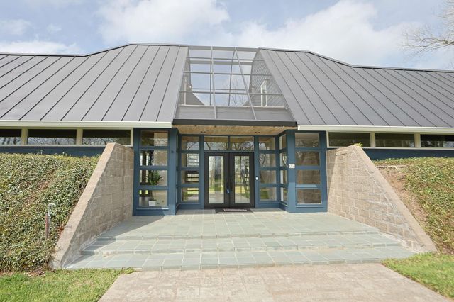 1504 Half Moon Drive, Wharton, TX 77488